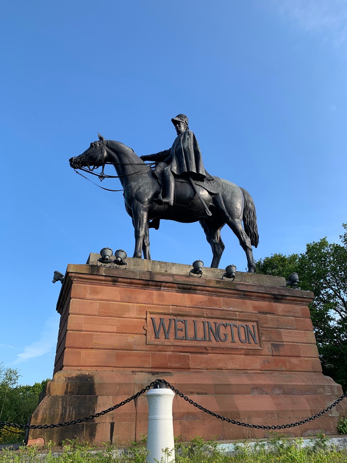 Wellington Statue, Aldershot - Image 1