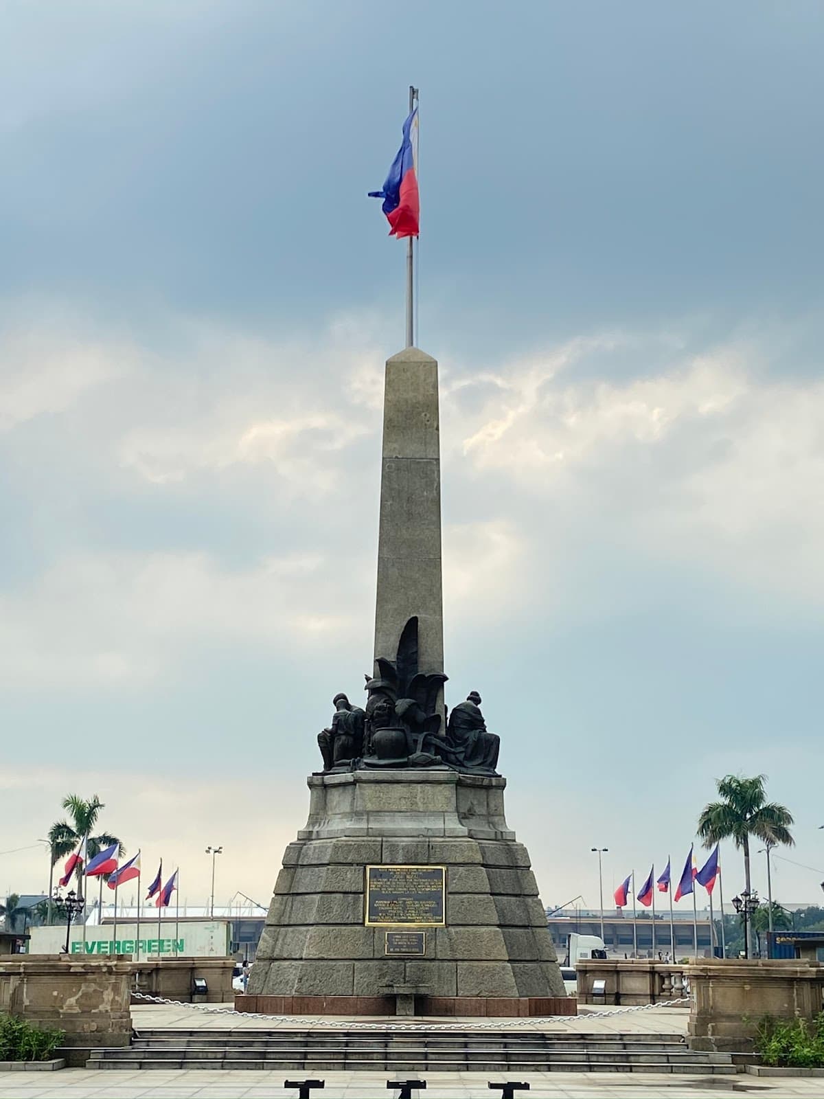 Rizal Monument Manila - Image 1
