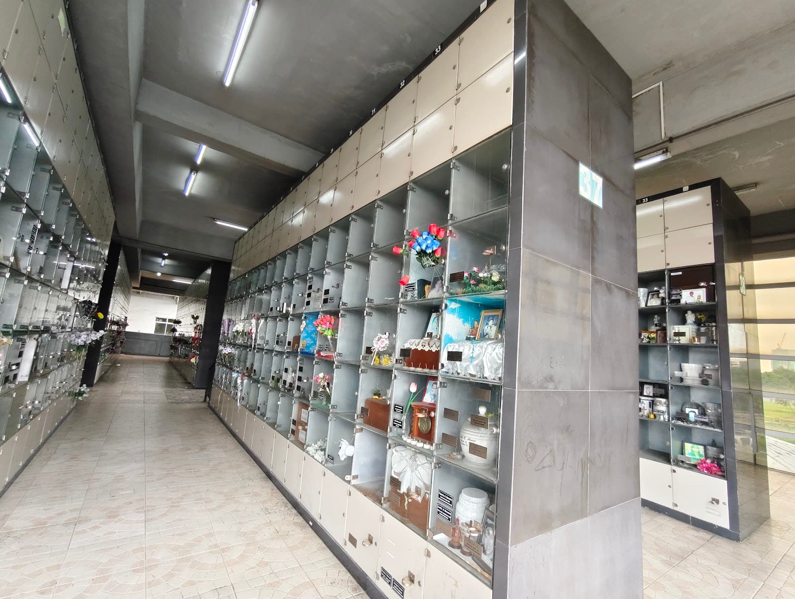 La Loma Cemetery - Image 1