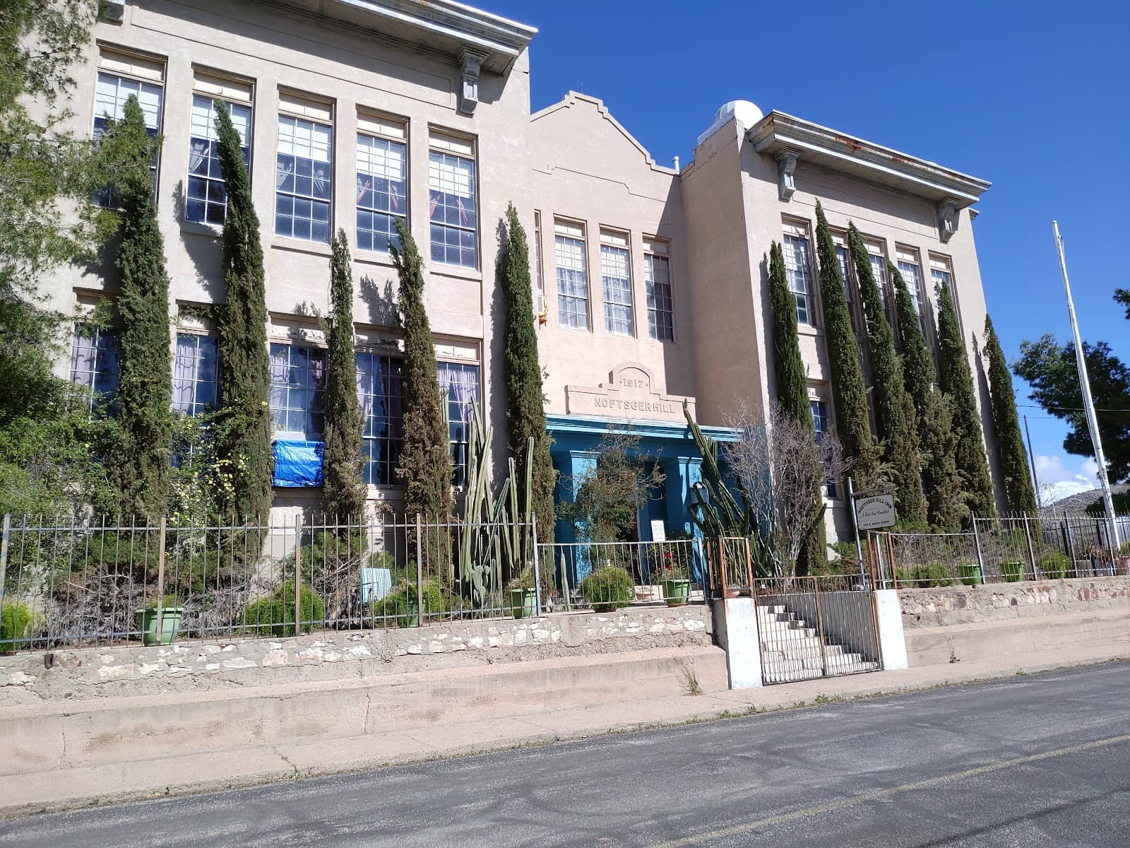 Historic Schoolhouse Ambiance
