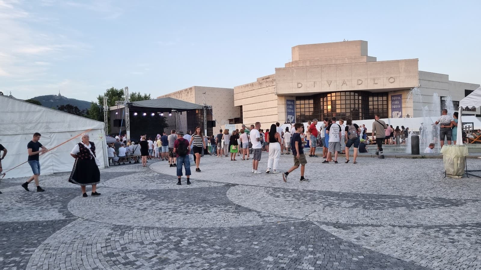 Svätoplukovo Square - Image 1