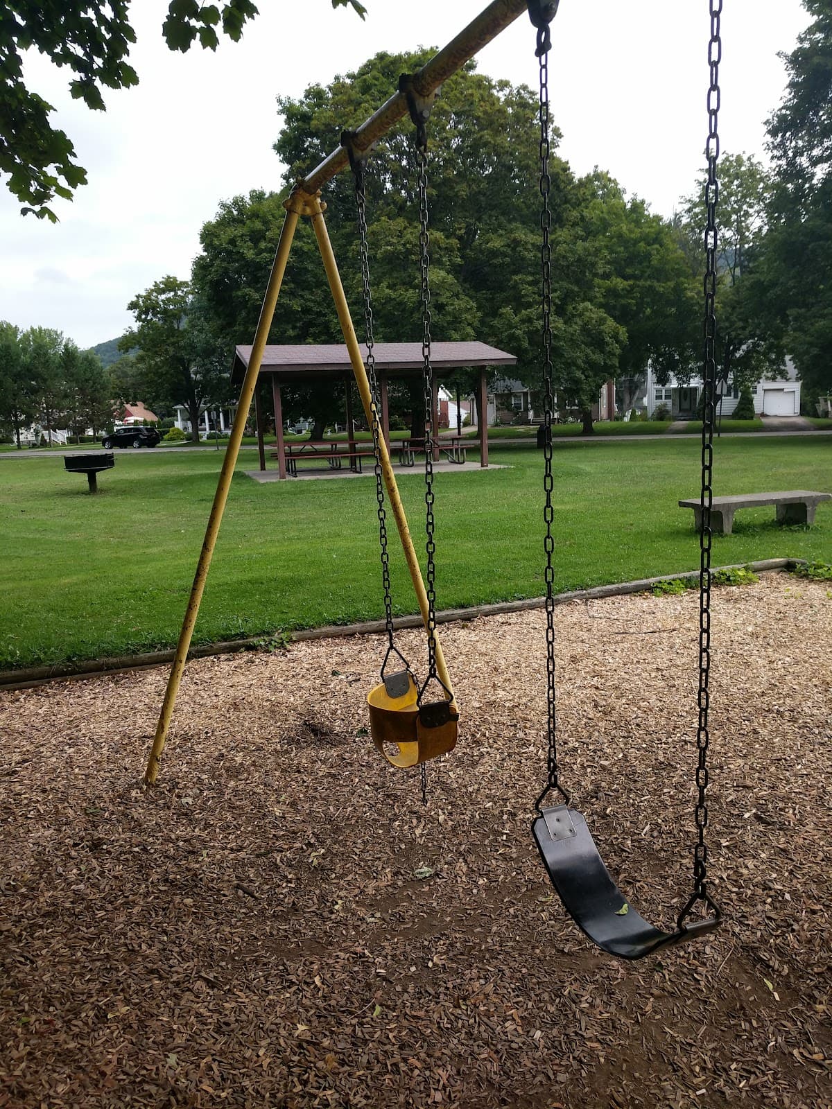 Houghton Plot Historic District - Image 1