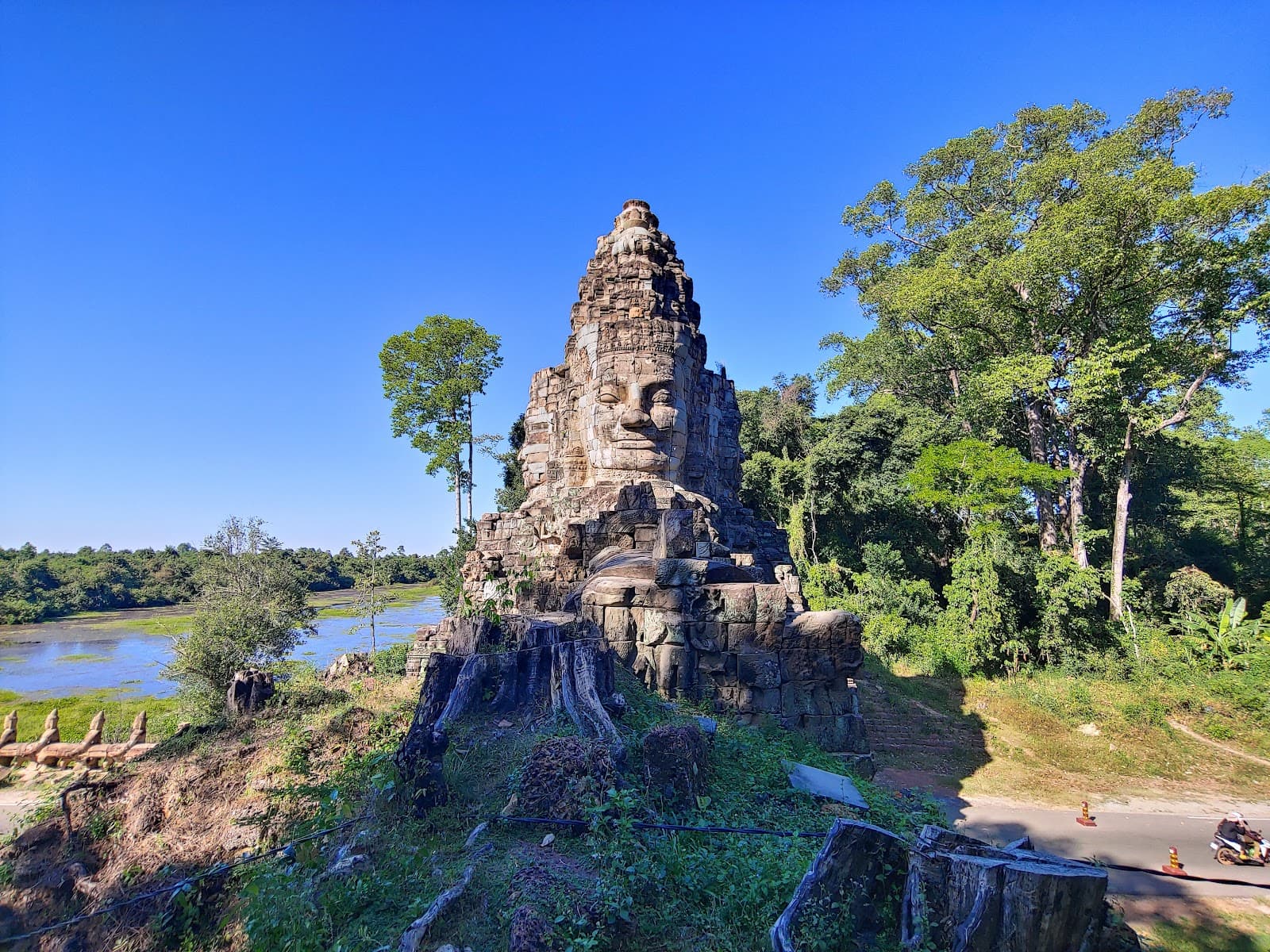 West Gate Angkor Thom - Image 1