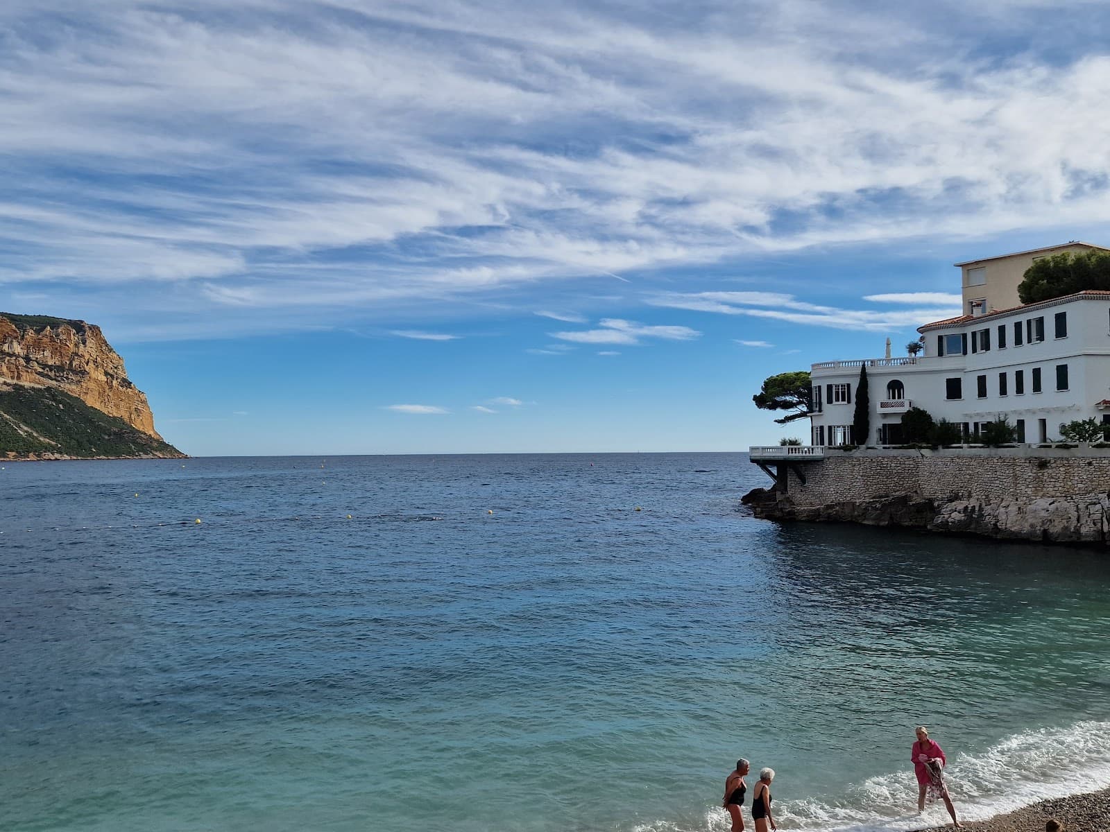 Cassis - Image 1