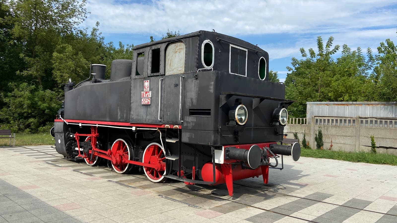 Toruń Główny Railway Station - Image 1
