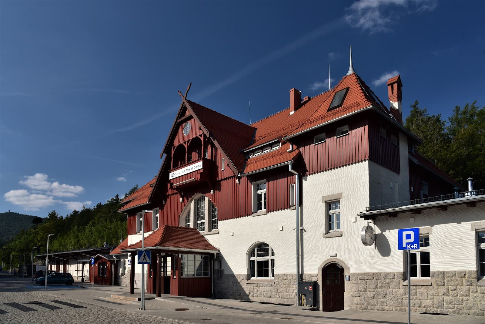 Szklarska Poręba Górna Station - Image 1