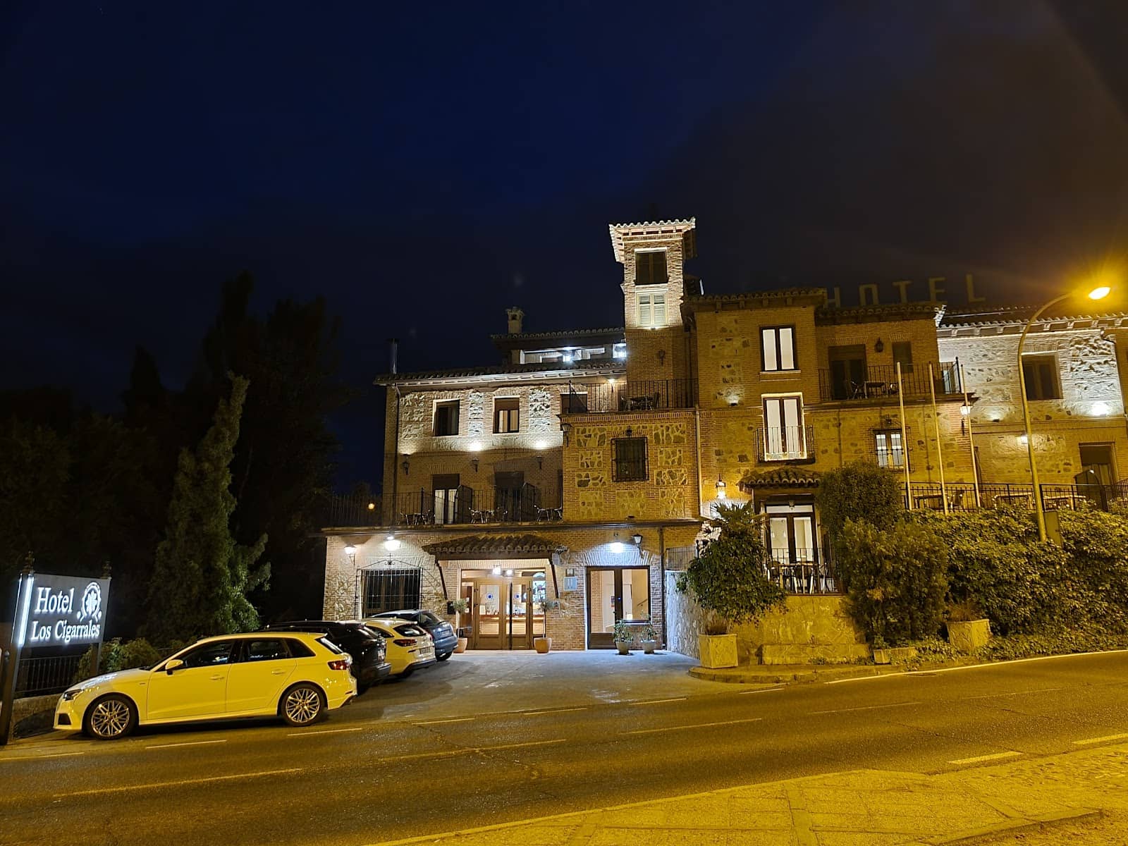 Welcoming & Helpful Staff