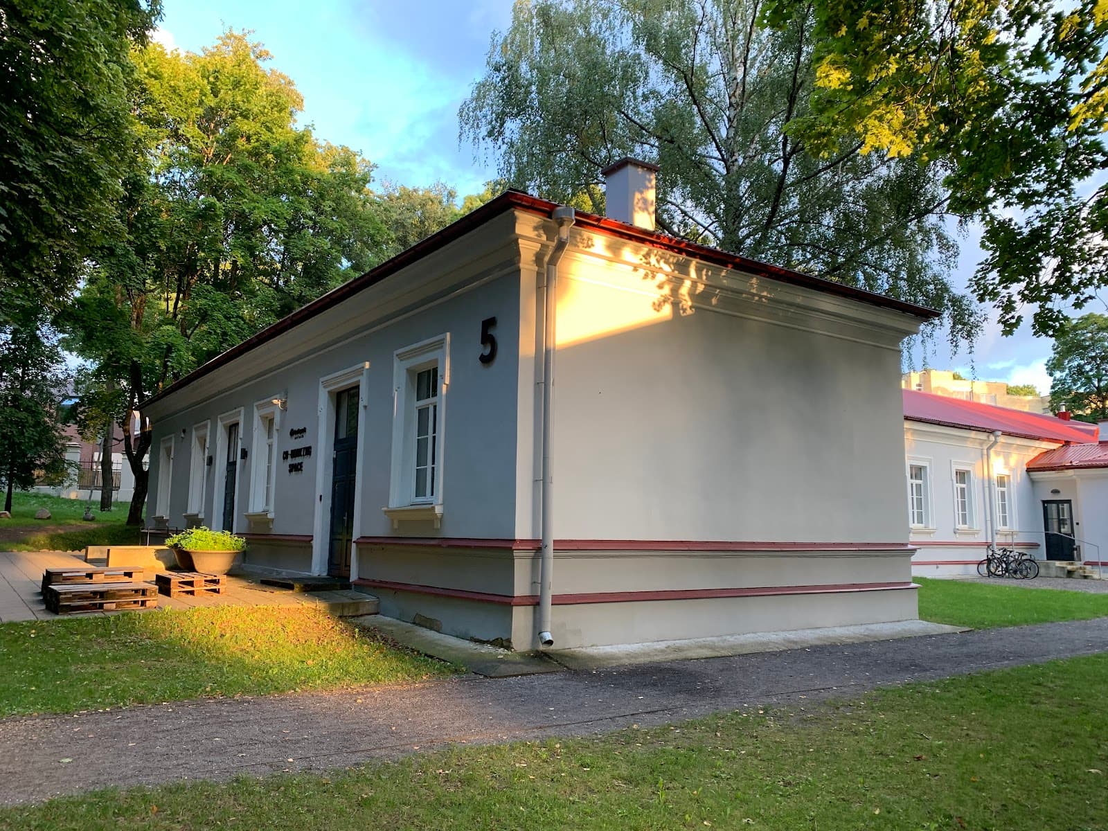 Sapieha Palace and Park - Image 1