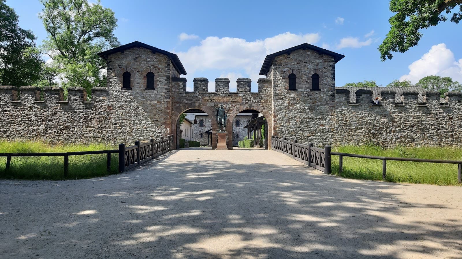 Saalburg Roman Fort Frankfurt - Image 1