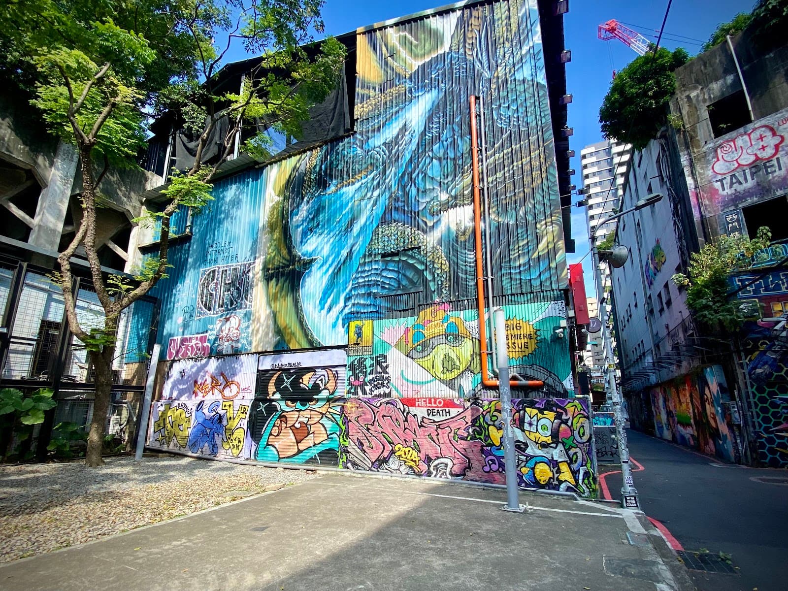 American Street Ximending Graffiti - Image 1