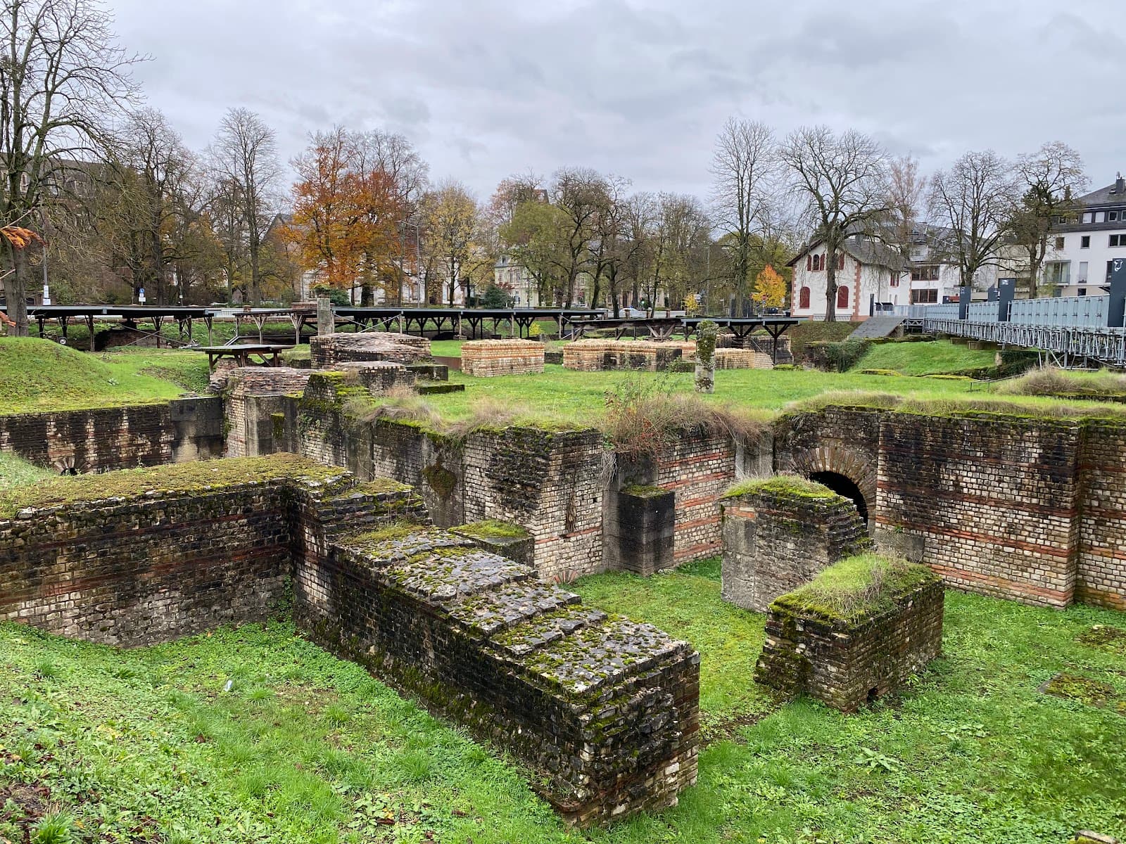 Roman Burial Street Südallee - Image 1