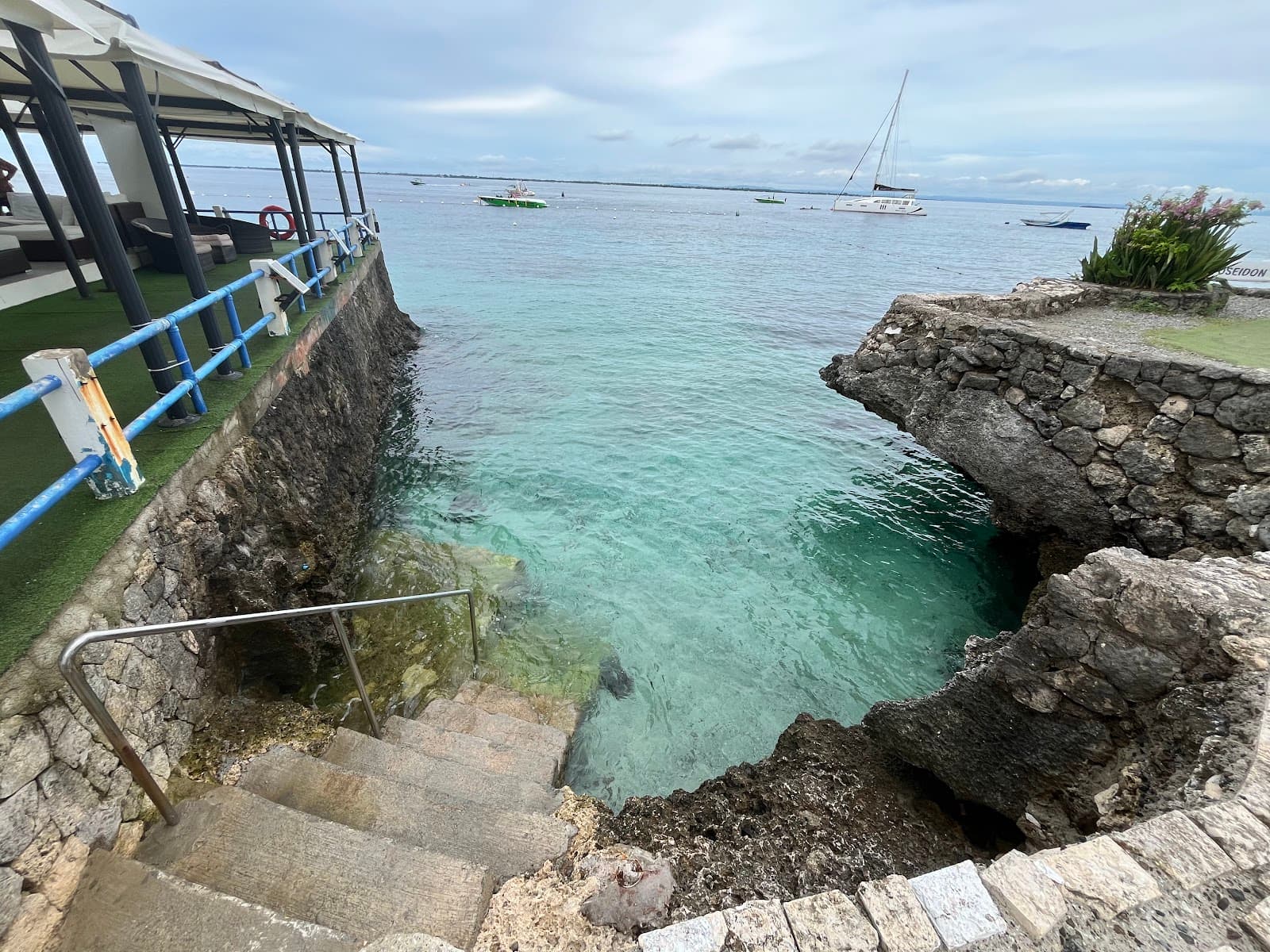 Kontiki Reef - Image 1