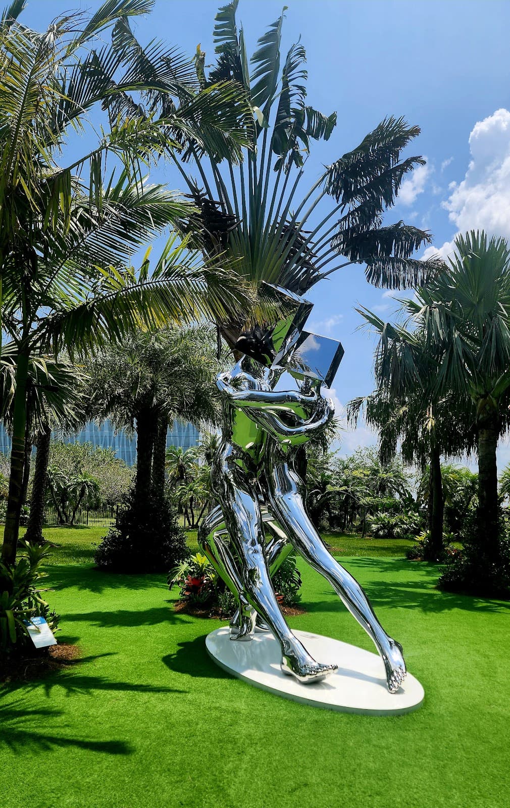 Lake Nona Sculpture Garden Orlando - Image 1