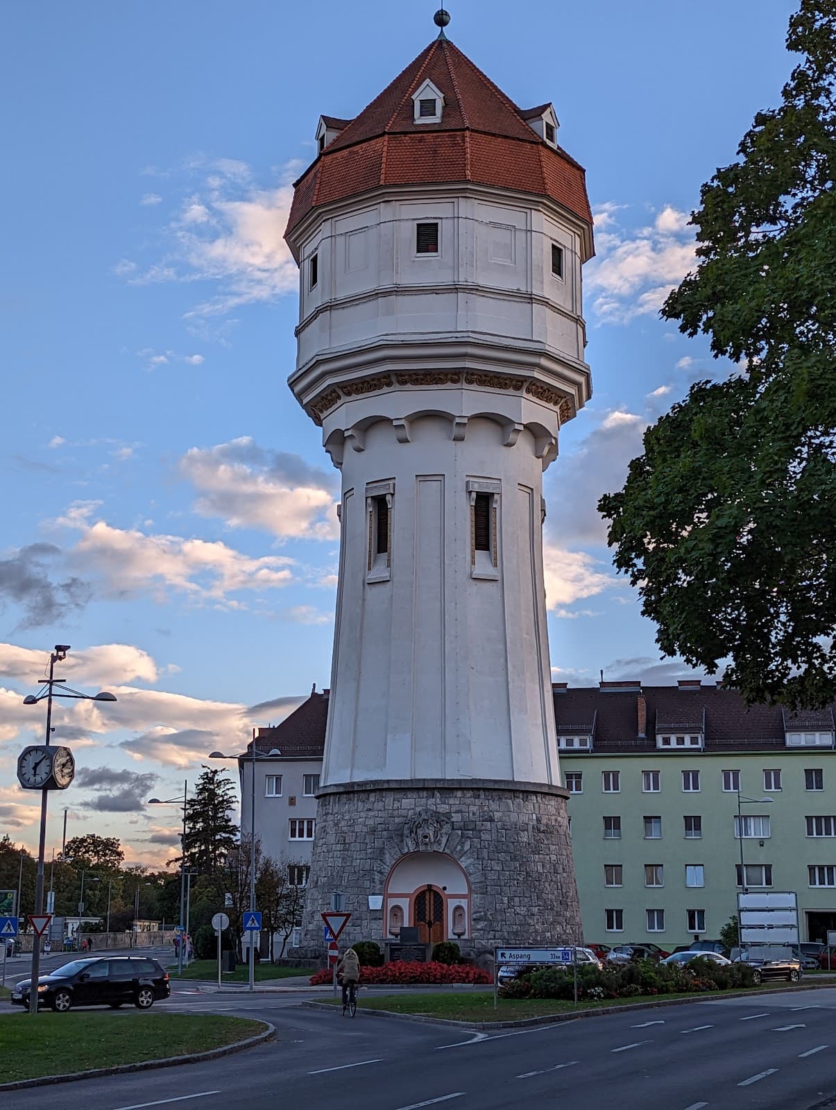Wasserturm Wiener Neustadt - Image 1