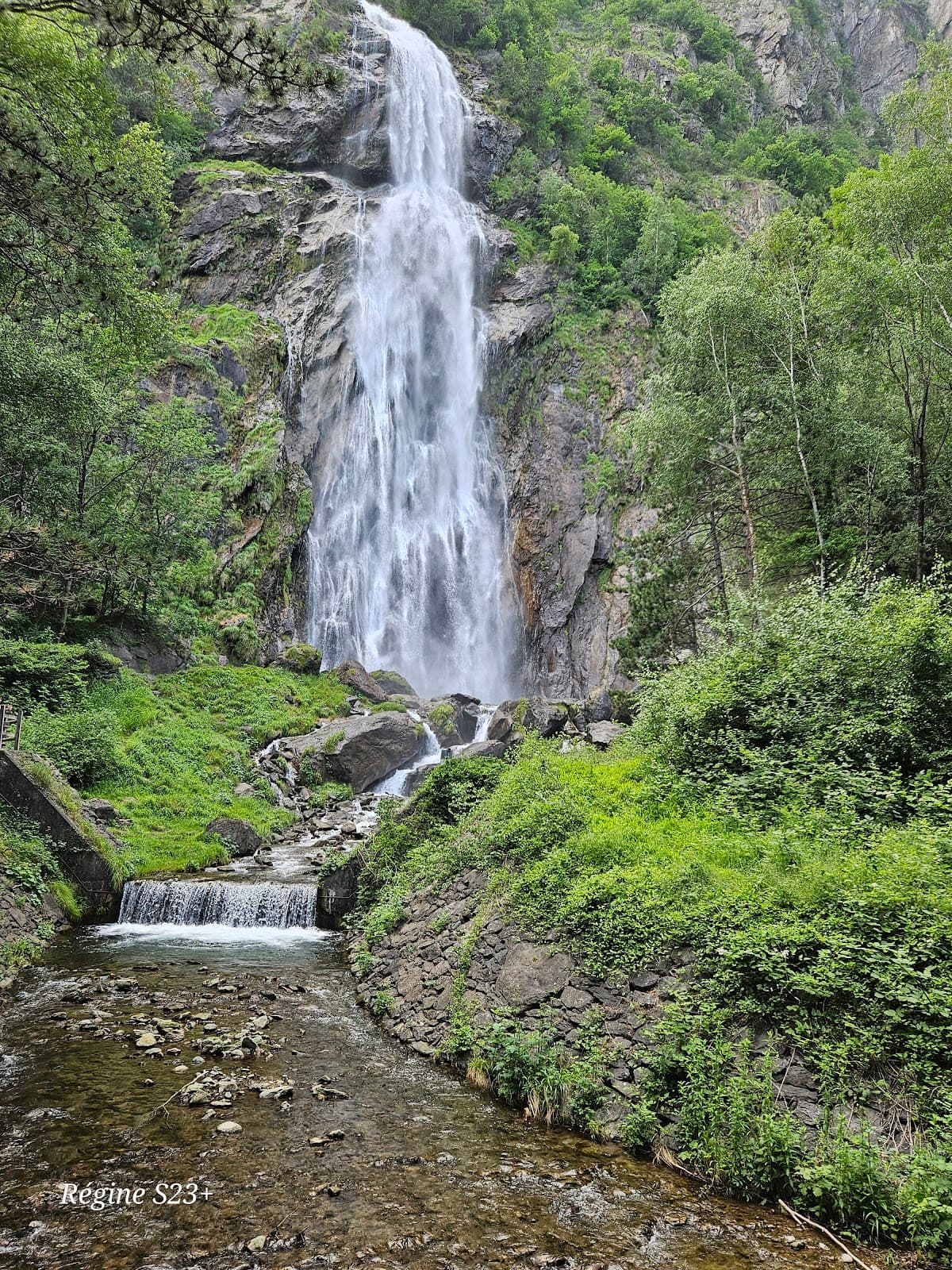 Cascade de la Pissevache - Image 1