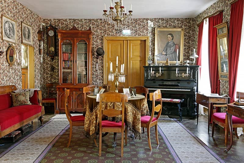 Passionate Tour Guides