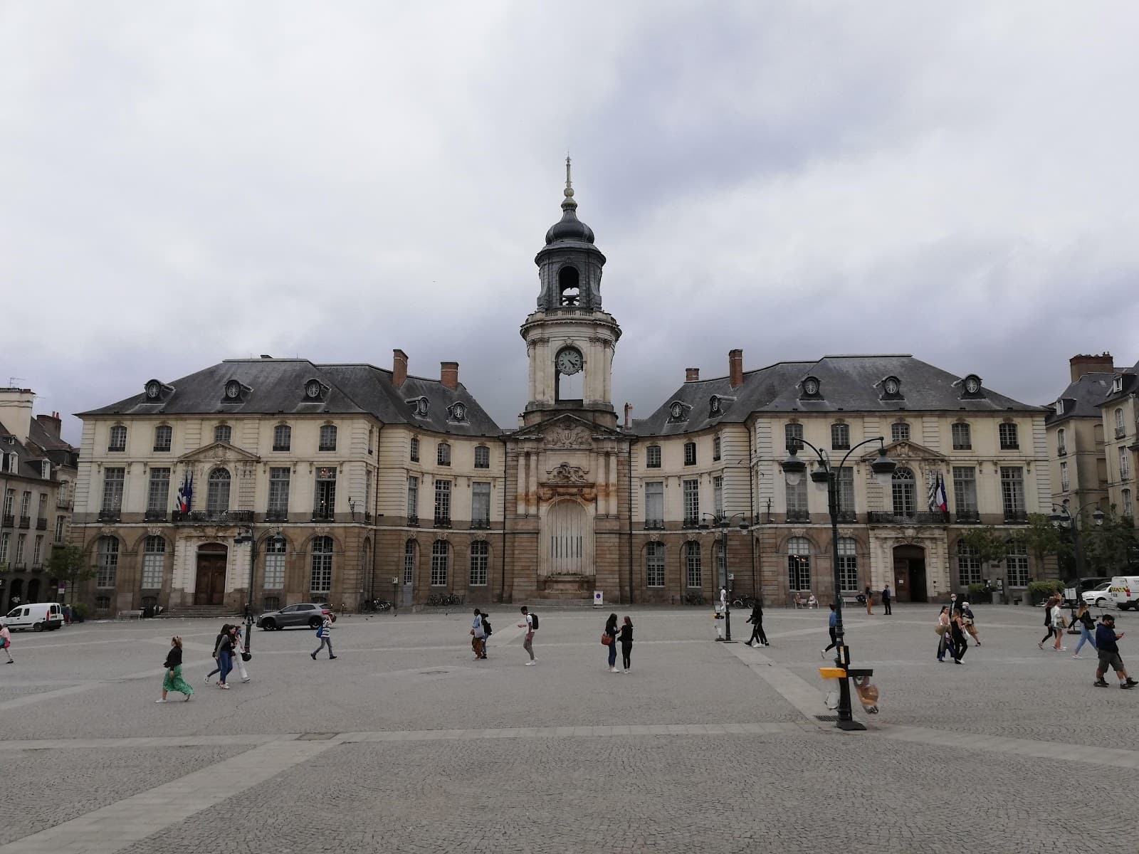 Place de la République - Image 1