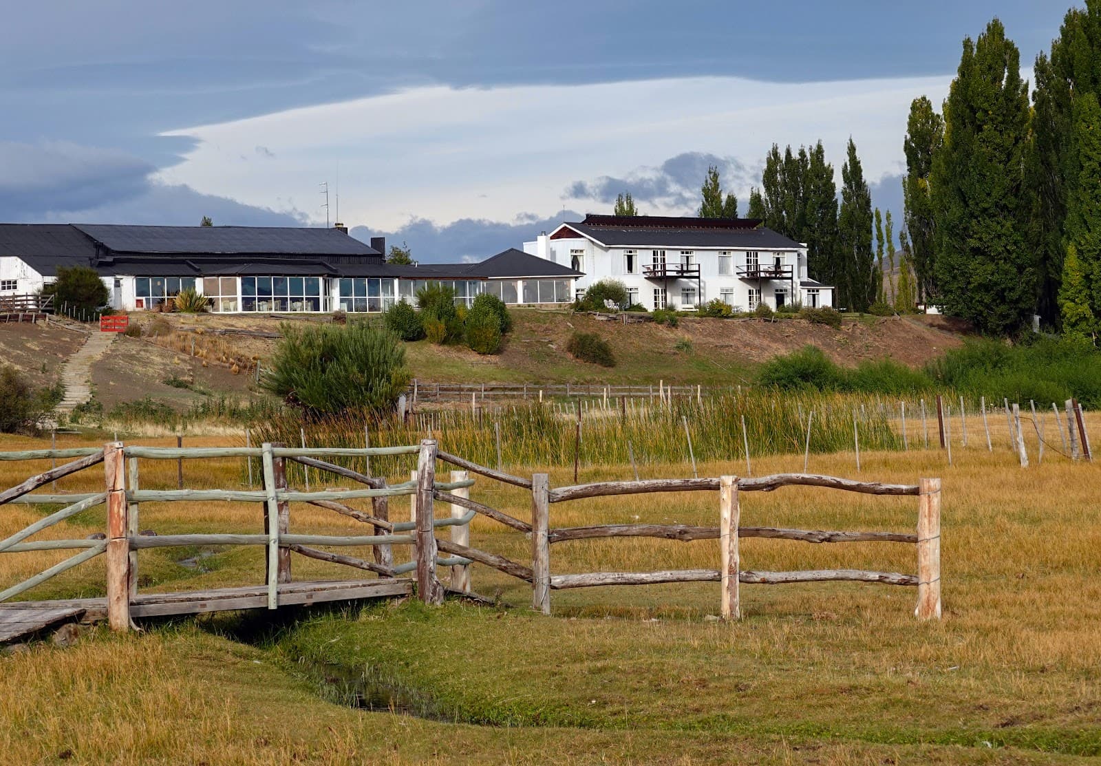 Estancia El Galpón del Glaciar - Image 1