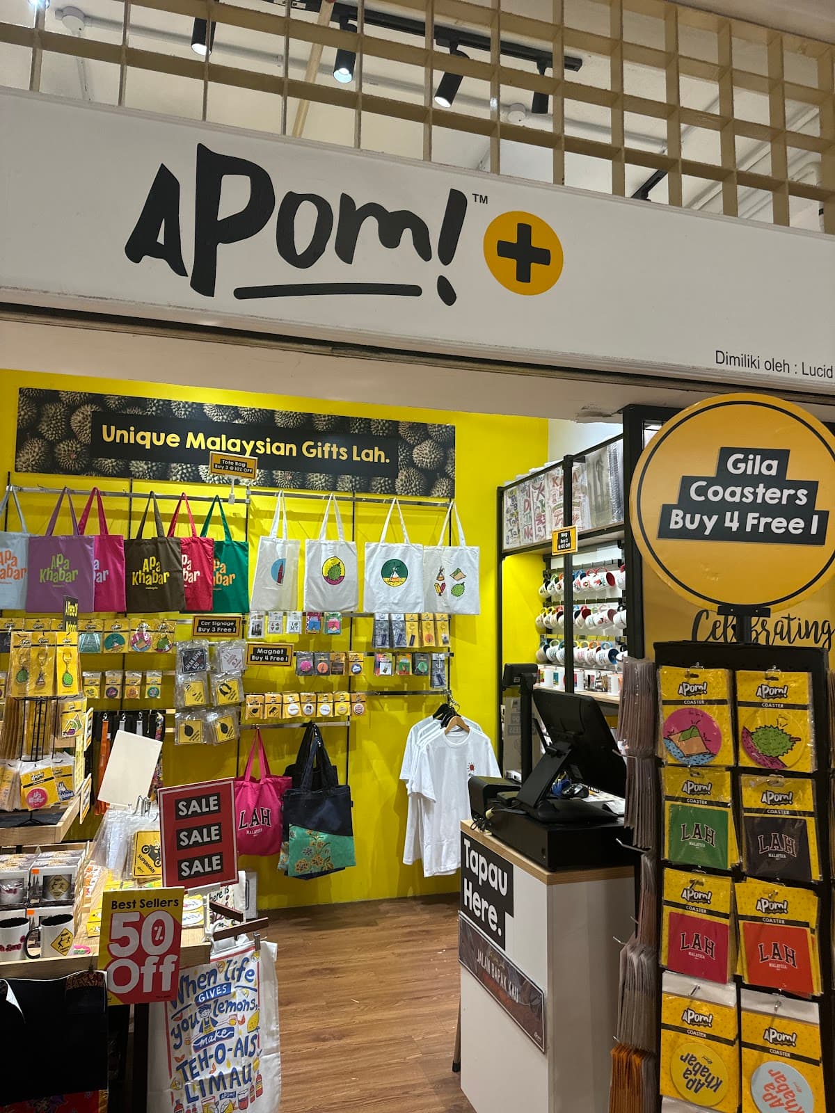 APOM! (A Piece Of Me) - Image 1