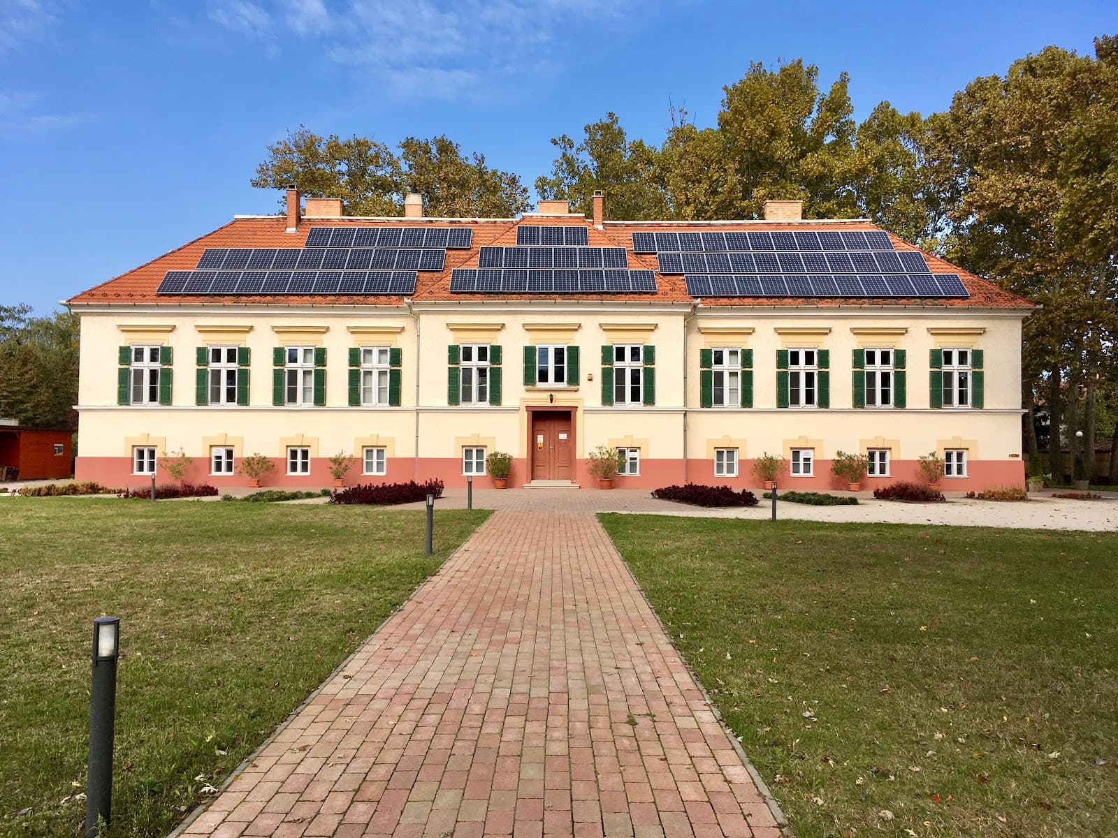 Pallavicini Castle Sándorfalva - Image 1