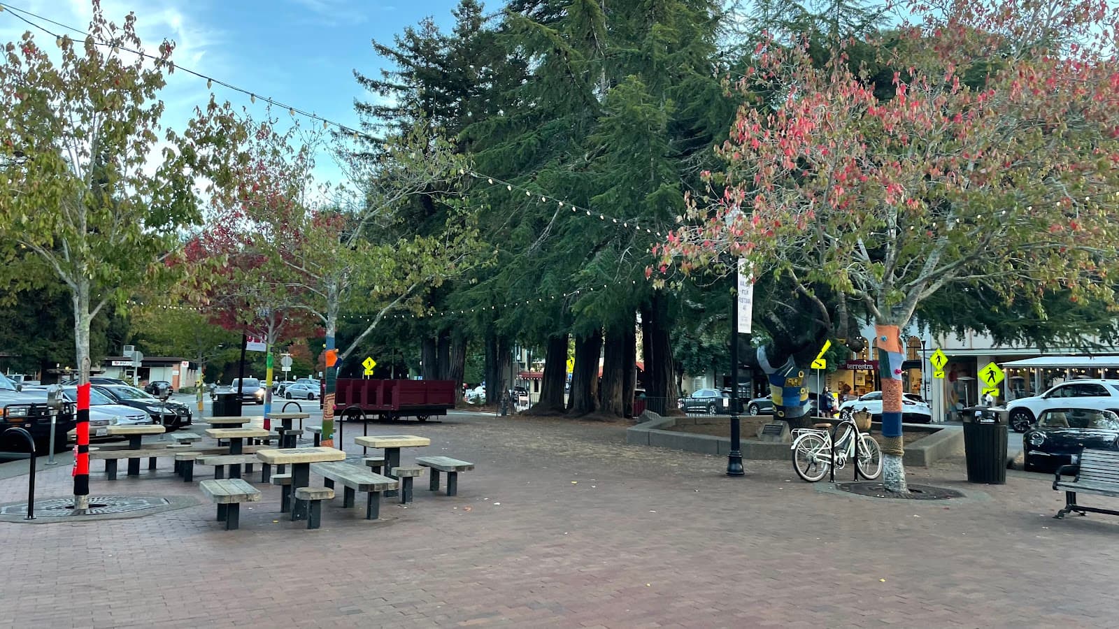 Depot Plaza - Image 1