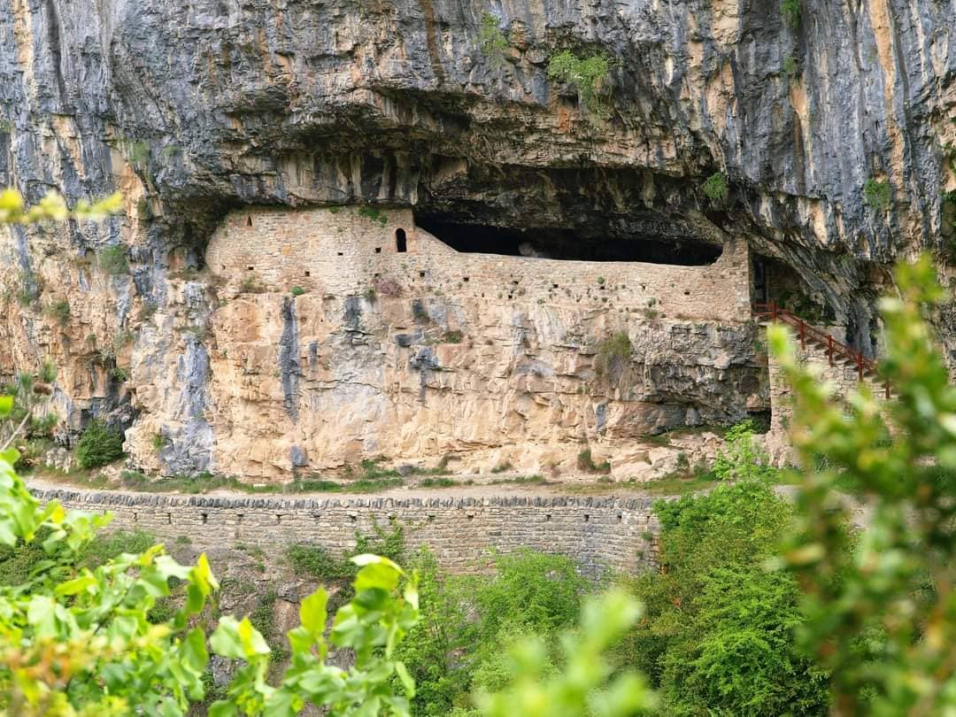 Gorge and Waterfall Views