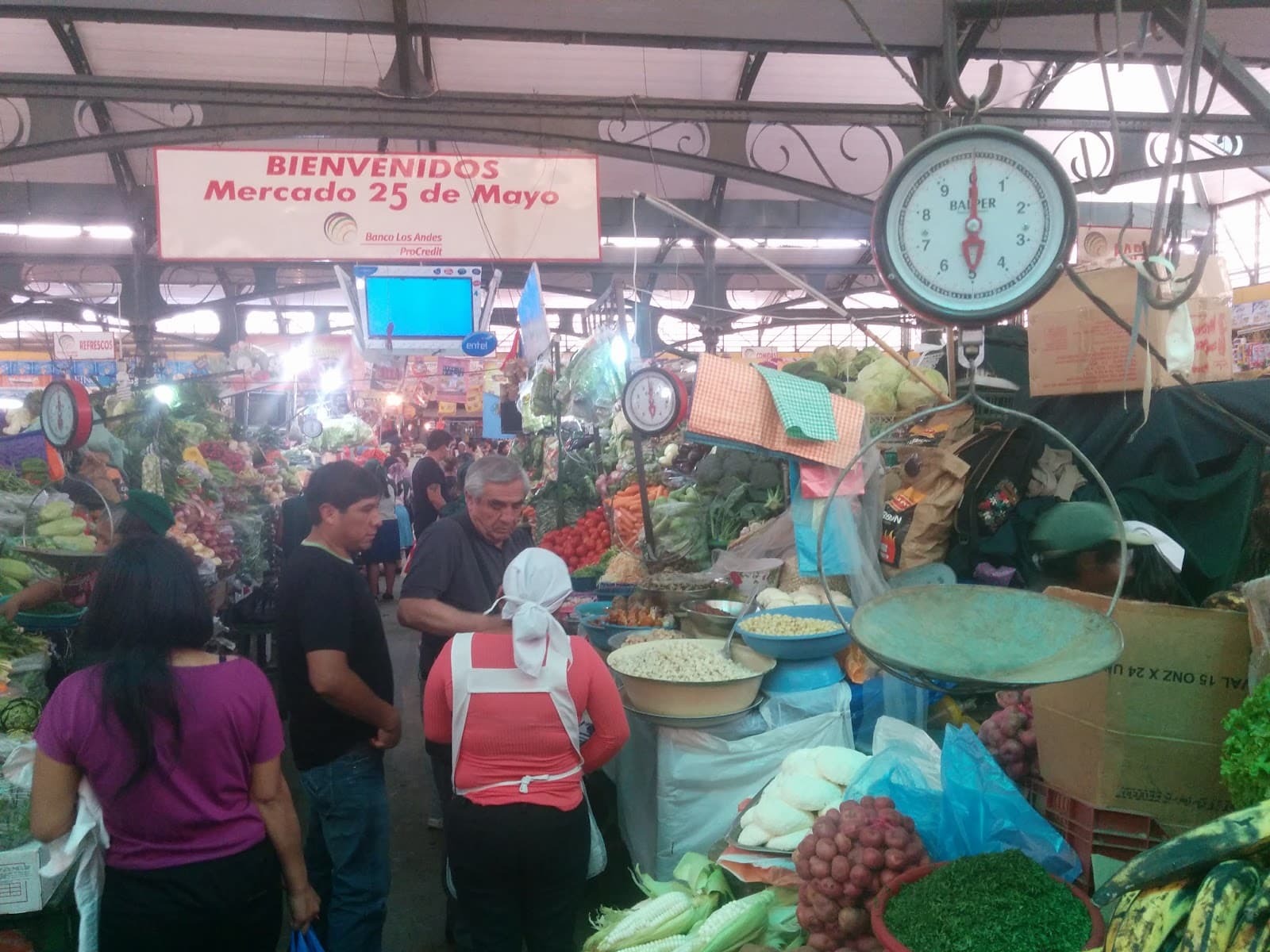 Mercado 25 de Mayo - Image 1