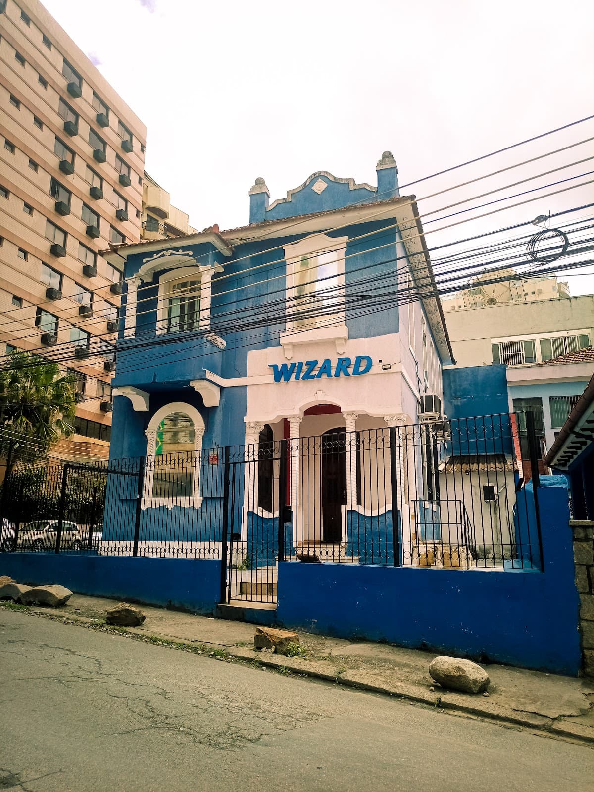 Wizard by Pearson Nova Iguaçu Brazil - Image 1