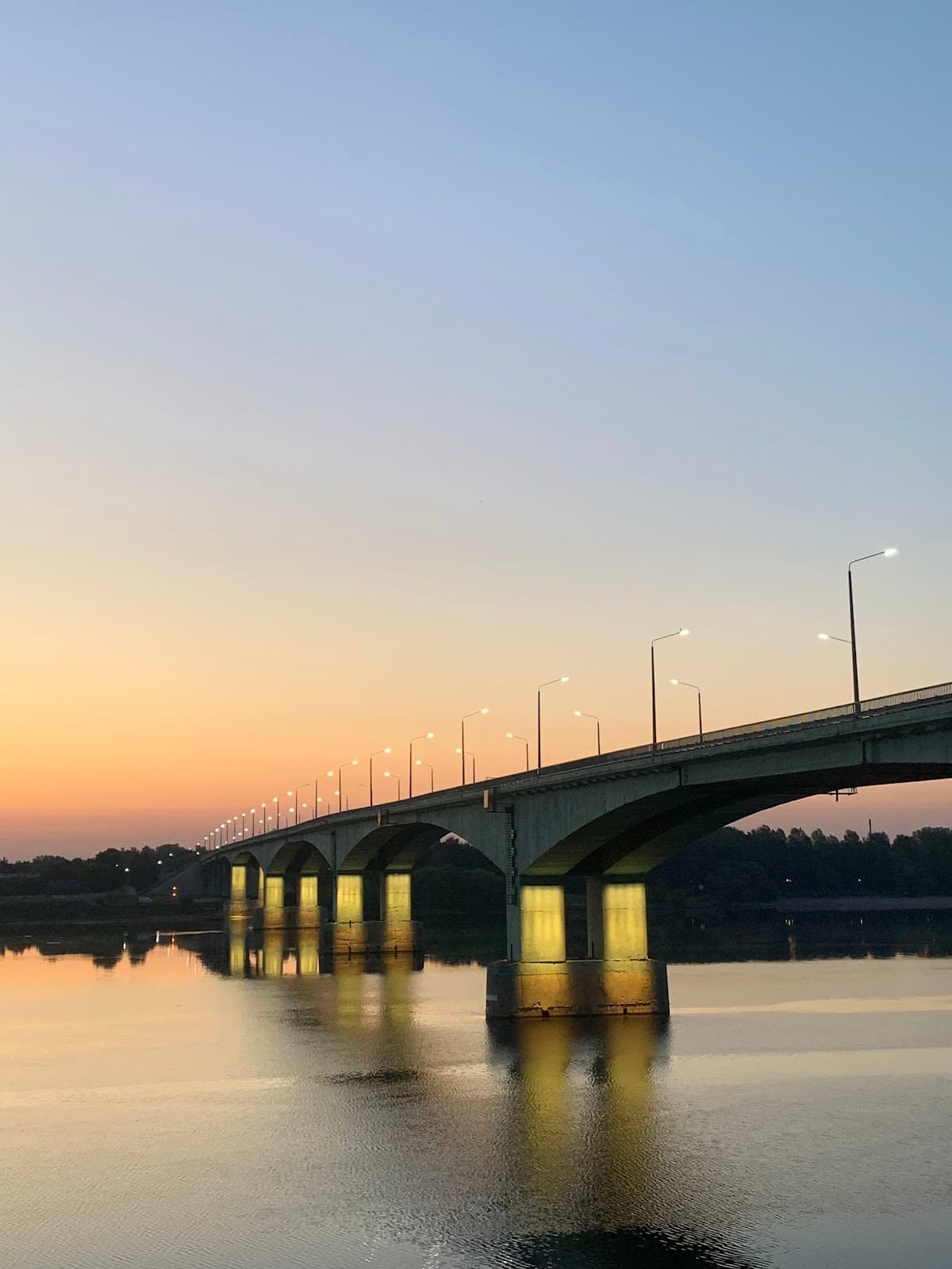 Oktyabrsky Bridge - Image 1