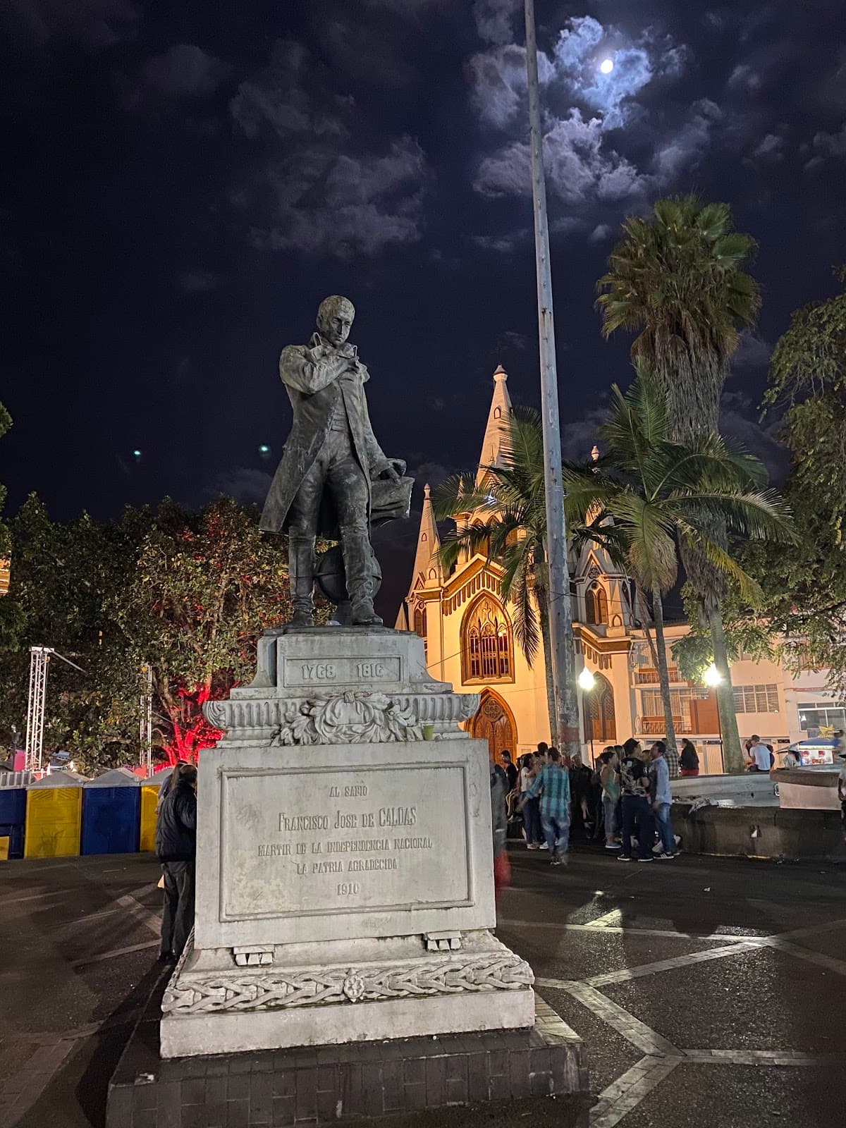 Parque Caldas - Image 1