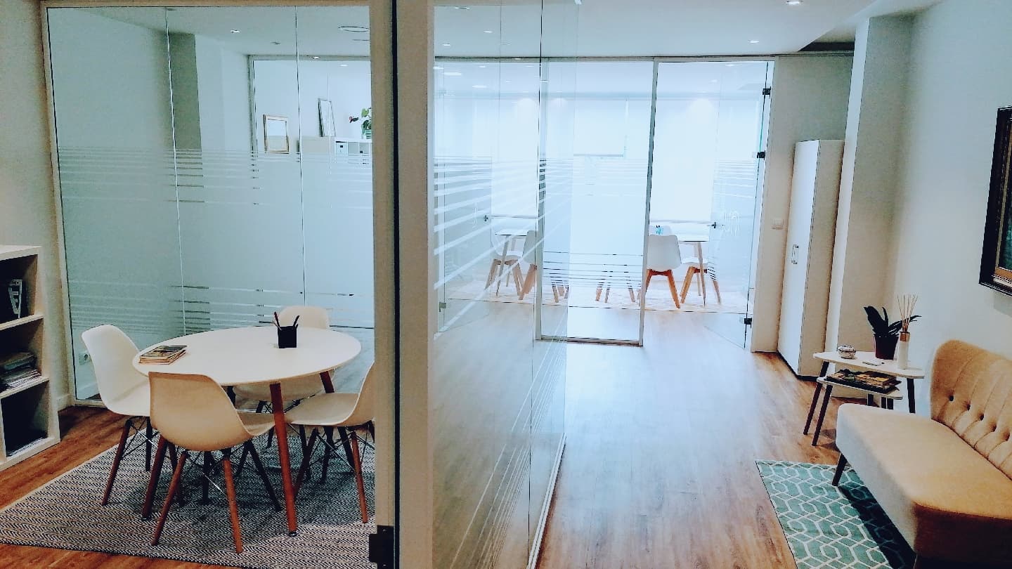 Deusto Bridge - Image 1