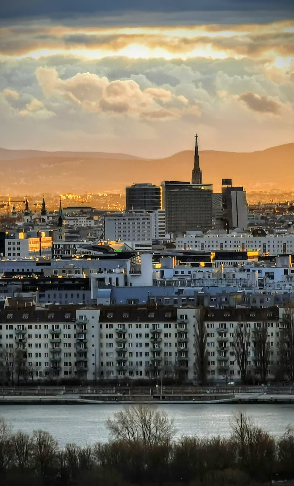 Innere Stadt Vienna - Image 1