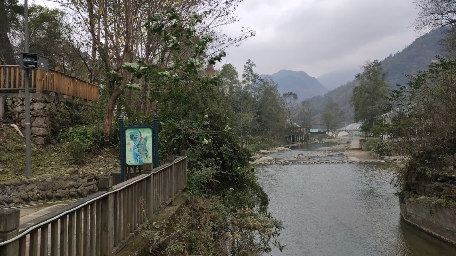 Bailu Town Pengzhou - Image 1