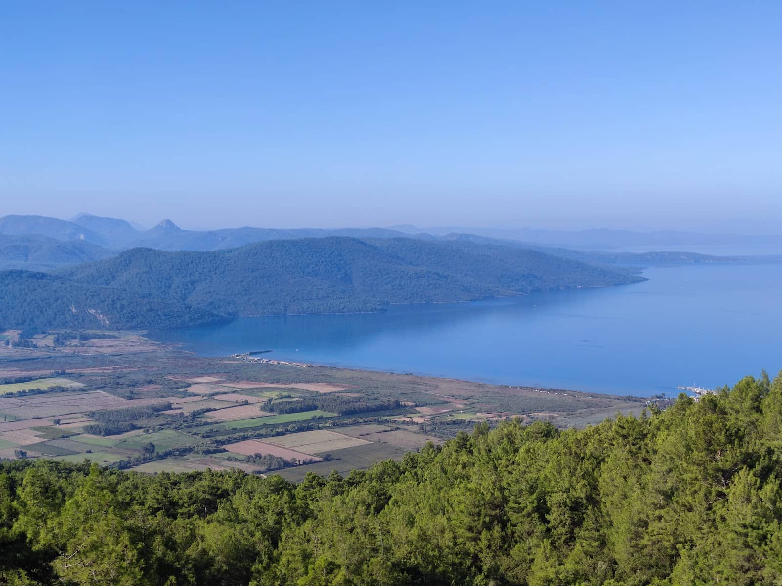 Scenic Roadside Kiosks