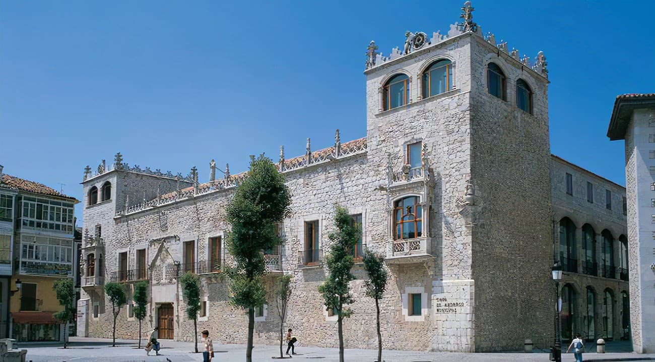 Casa del Cordón Palace of the Constables - Image 1