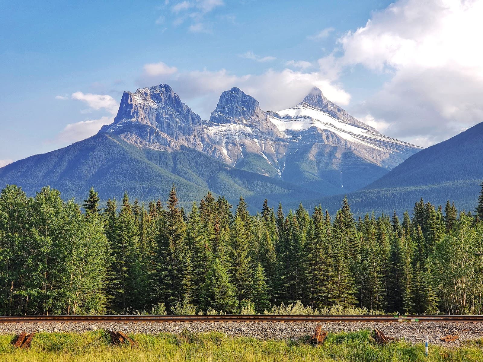 Three Sisters Pathway - Image 1
