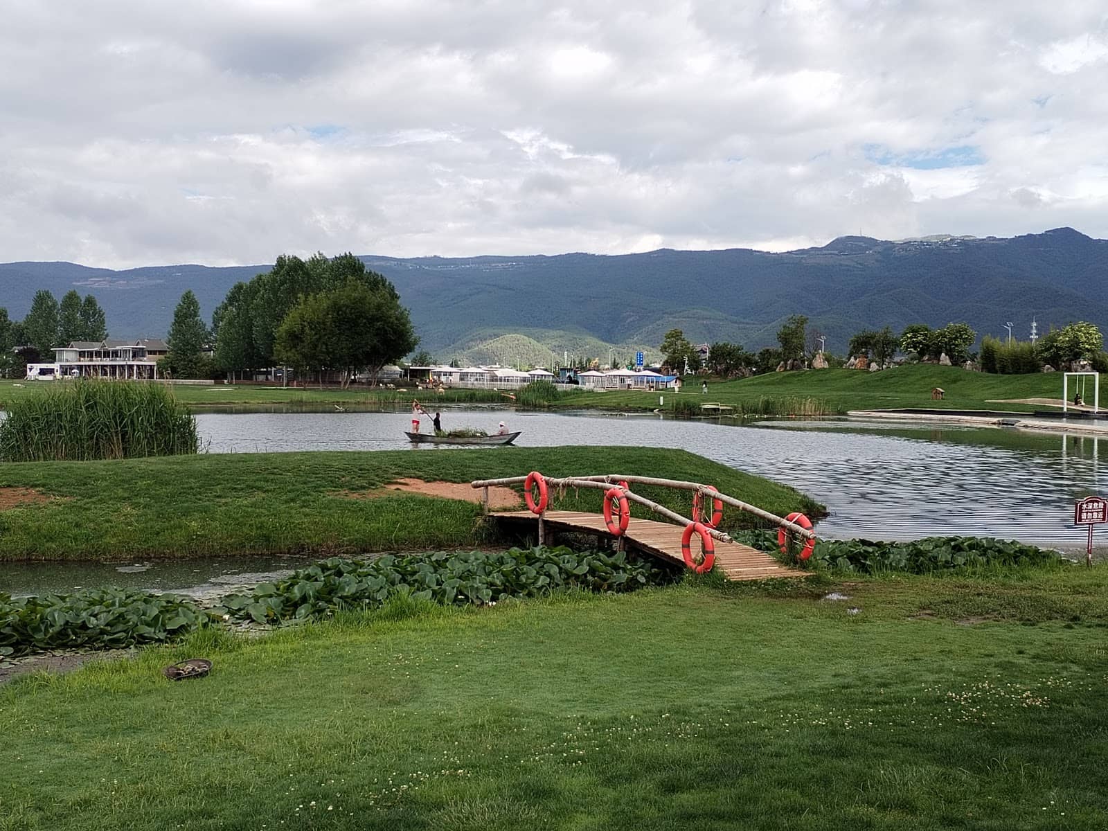 Boat Rides on Lashihai Lake