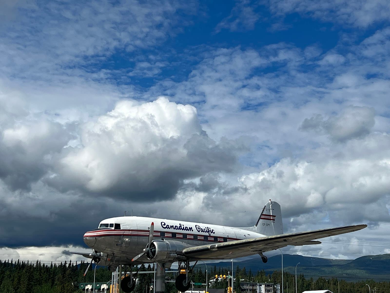 DC-3 Weathervane - Image 1
