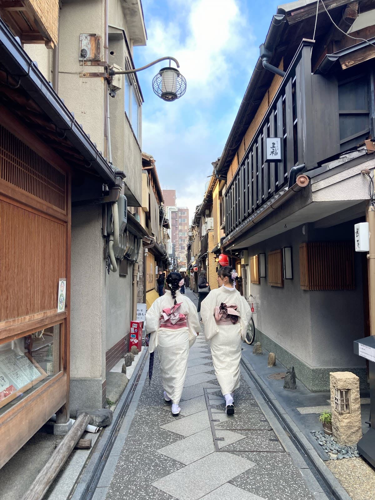 Pontocho Alley Osaka - Image 1