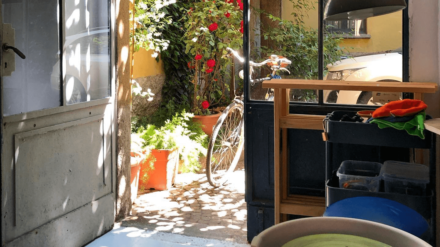 Various Pottery Studios - Image 1