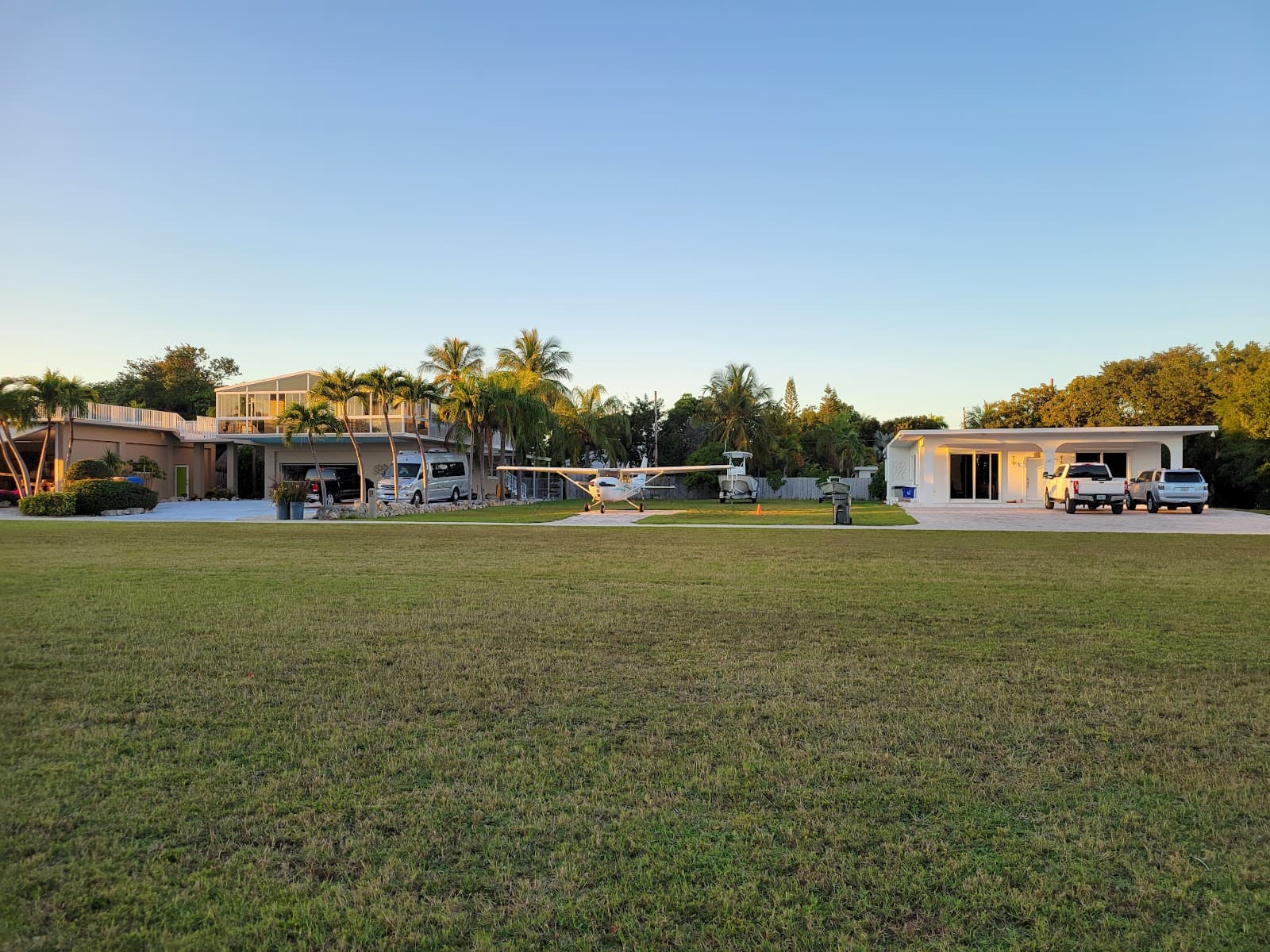 Tavernier Creek - Image 1