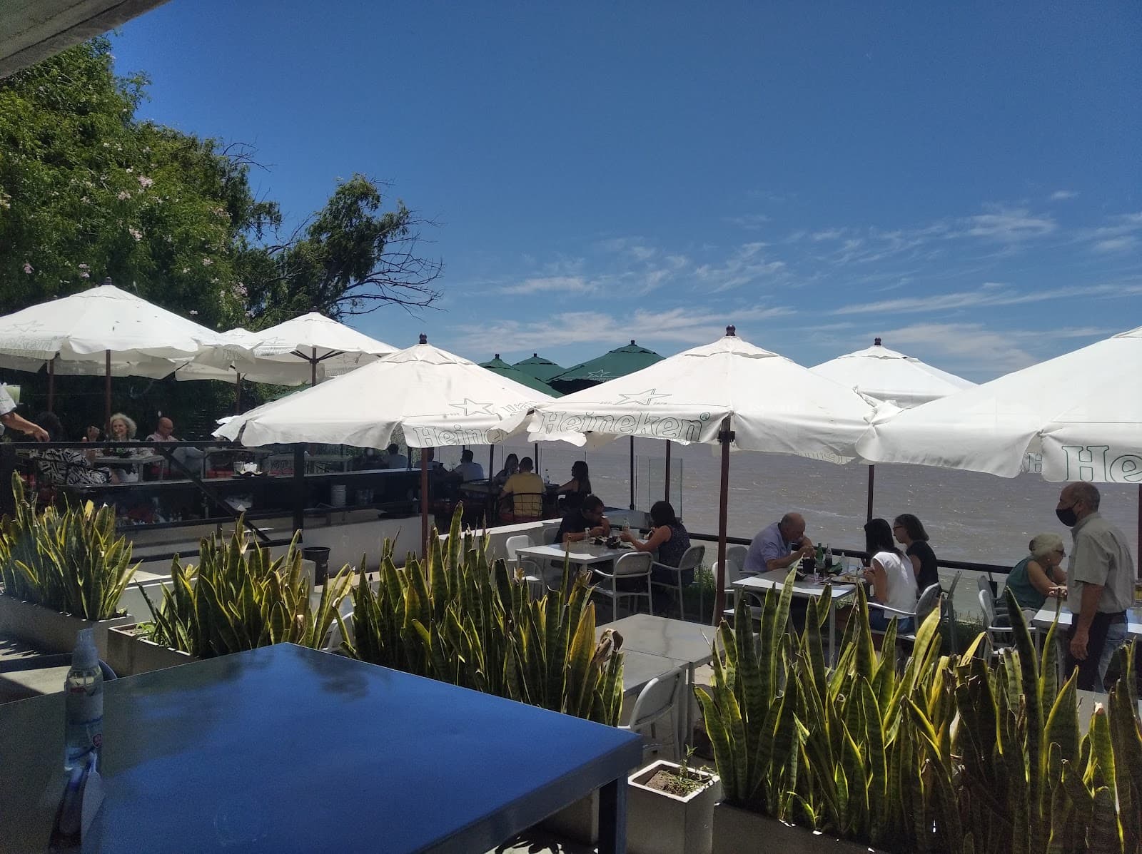 Silos Davis - Image 1