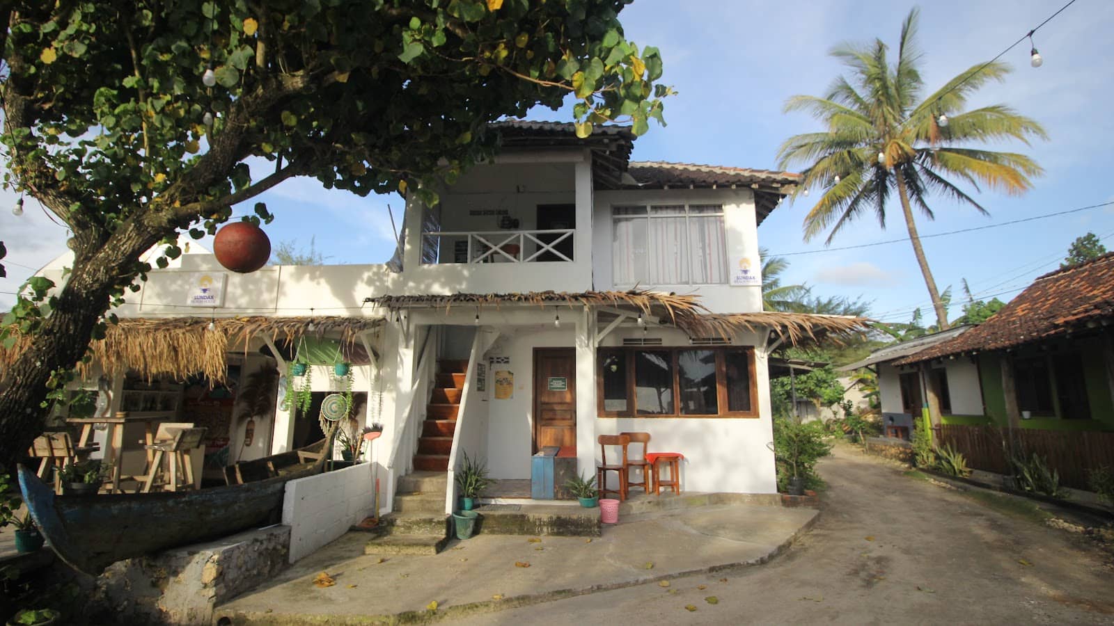 Group-Friendly Villas