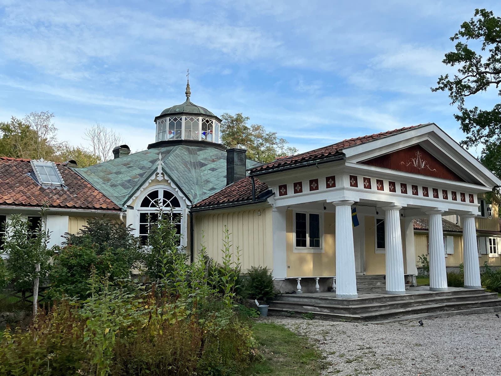Skärva Manor (Skärva Herrgård) - Image 1