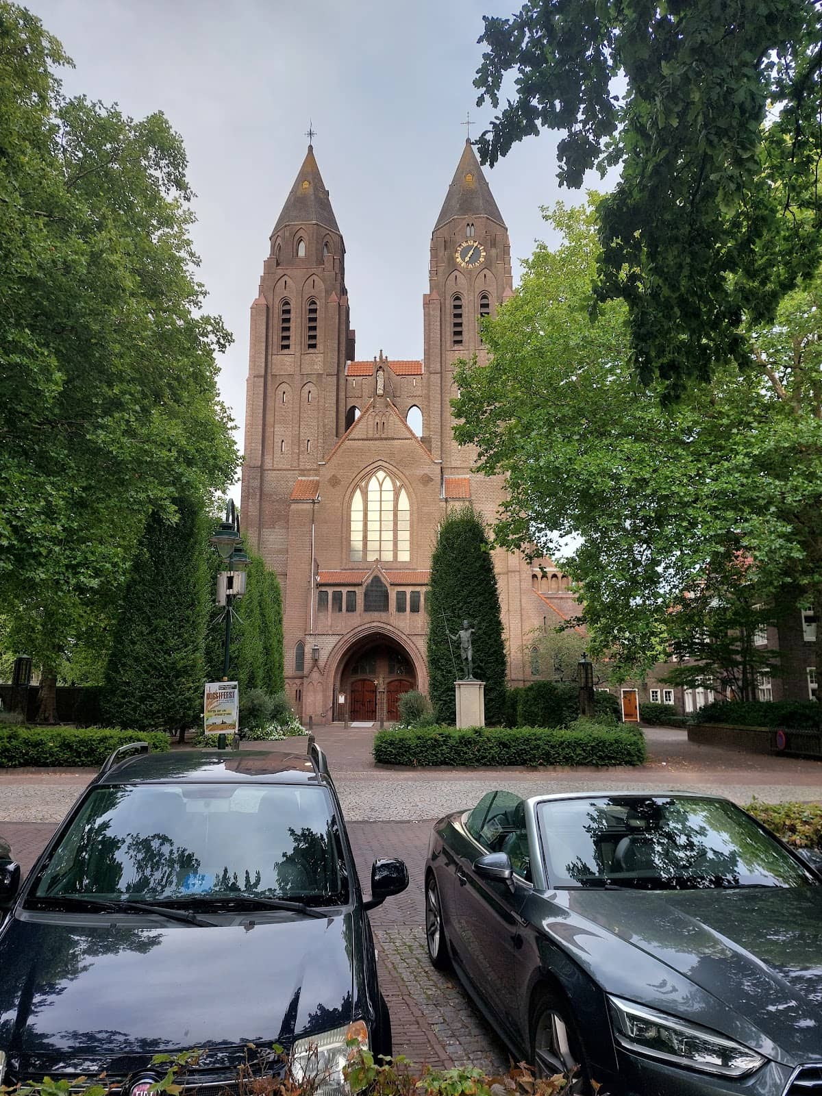 Luxury Yacht Sightings