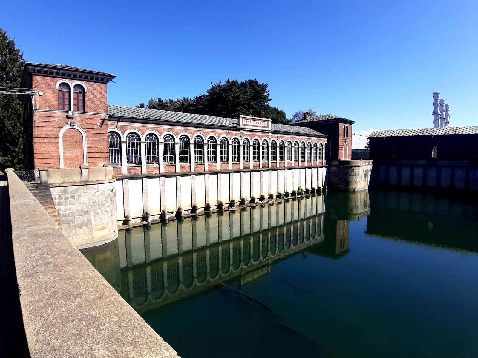 Canale Cavour - Image 1