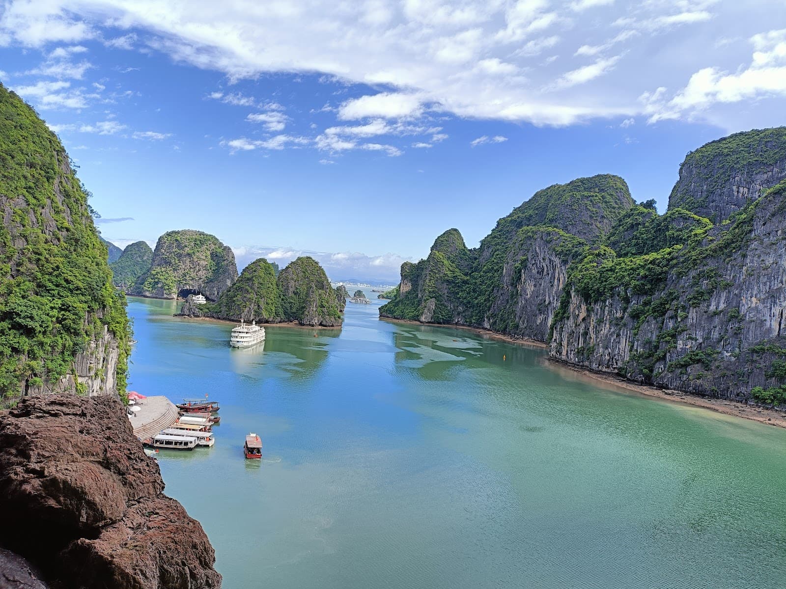 Lan Ha Bay - Image 1