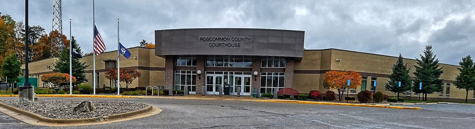 Roscommon Courthouse - Image 1