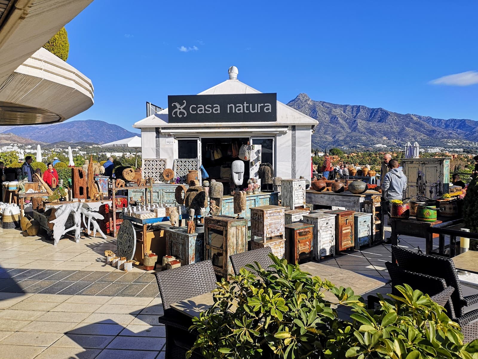 Centro Plaza Saturday Market - Image 1