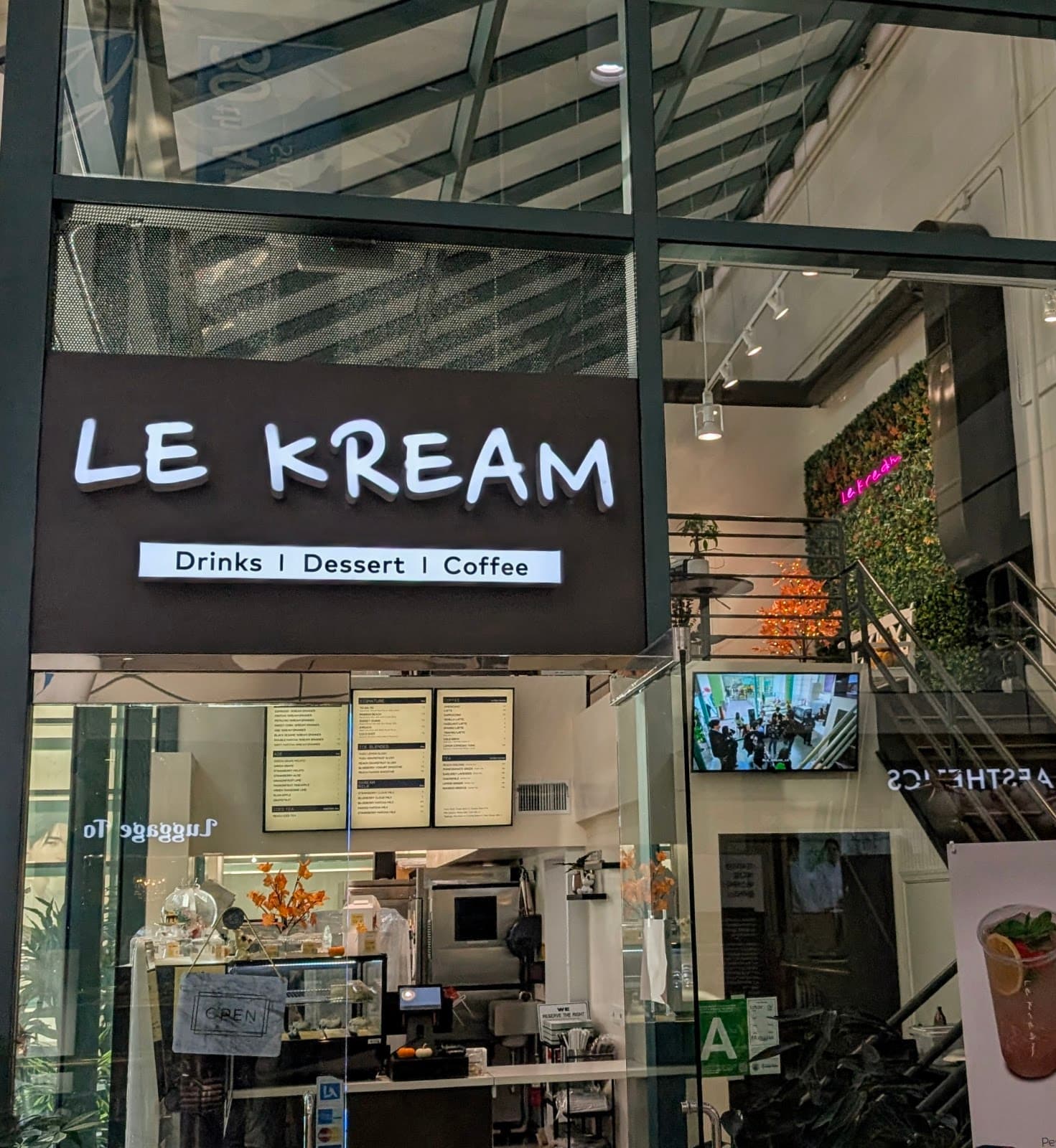 Le Kream - Image 1
